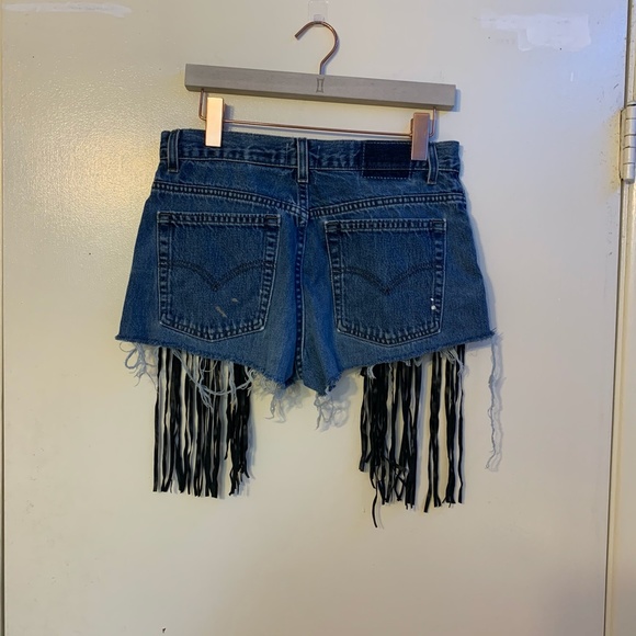 Levis First of a kind fringe denim cut off shorts - Picture 6 of 6